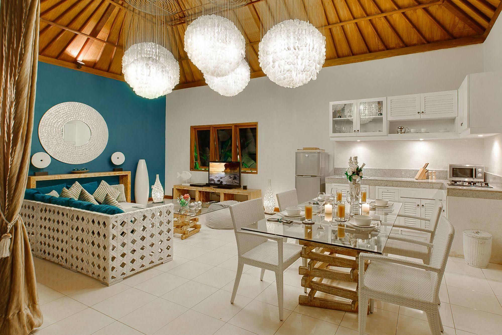 4S Villas At Seminyak Square Экстерьер фото